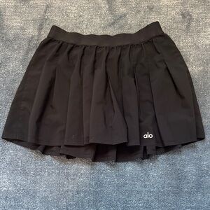 ALO Yoga Black Pleated Athletic Mini Skirt
